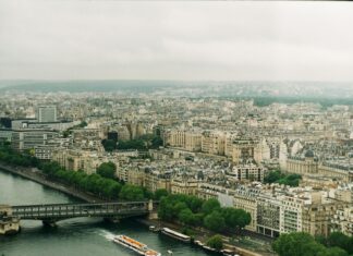 Drone İle Kamp Alanı Keşfetme Rehberi: Gizli Cennetleri Bulun!