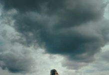 Karavan Mı Daha İyi Yoksa Çadır Mı? En İyi Seçeneği Keşfedin