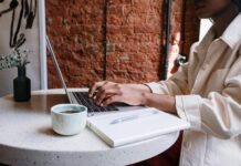 Kamp Alanlarında WiFi Var Mı? Kesin Çözümler ve Alternatifler