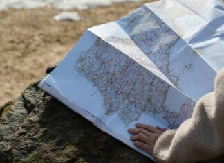 Outdoor GPS Ve Navigasyon Cihazları ile Keşiflerinizi Zirveye Taşıyın!