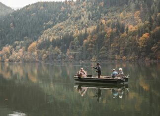Göl Kampı Yaparken Dikkat Edilmesi Gerekenler Nelerdir? İlginç İpuçlarıyla!