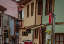 Türkiye’de Kampçılık Yasal Olarak Nasıl Düzenleniyor? Merak Edilenler Türkiye’de Kampçılık Yasal Olarak Nasıl Düzenleniyor? Merak Edilenler